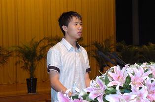 雷楚年照片,照片中的青春岁月与时代印记